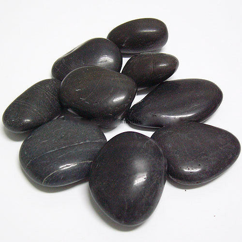 High Polished Black Pebbles 3-5cm - www.FOP.ae Buy online Best and Healthy Plants and quality products guarantee in Dubai Plants Shop in Dubai Abu Dhabi all over UAE Plants near me Fresh Plants in Dubai where to buy plants in UAE - FOP.ae